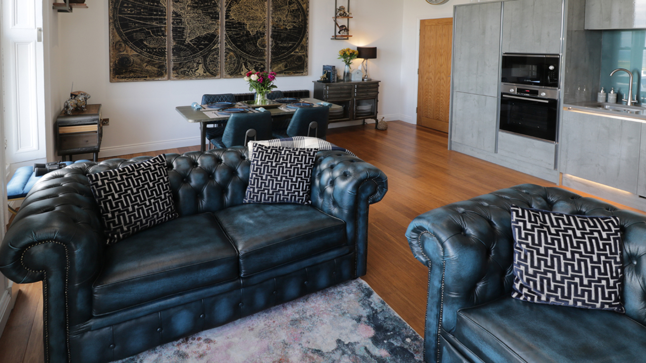 Sapphire Seas – Holiday Let Website & Secure Booking System (Whitby)